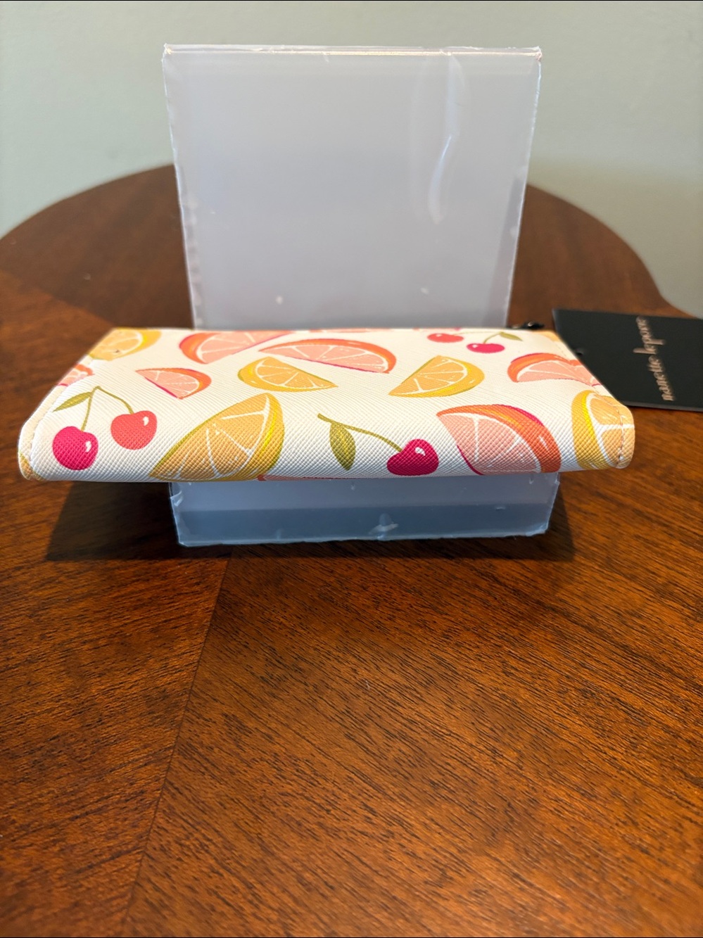Nanette Lepore Mya slim Wallet organizer card/coin holder fruit print white - Picture 4 of 9